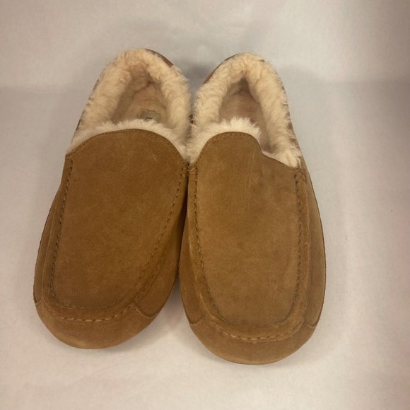 UGG Ascot Slipper suede with rubber sole color chestnut Size 12